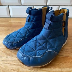 Teva ReEmber Boot Youth 12 Mid-Top Quilted Blue Unisex Boys Girls